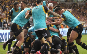 Com Helder e Léo Costa na lista, Criciúma anuncia dispensa de 14 jogadores