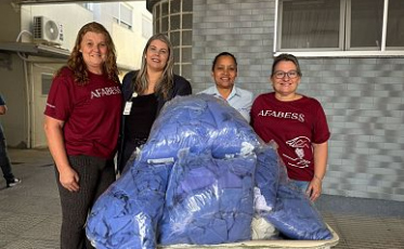 Hospital São José doa 300 quilos de retalhos para ação solidária da Afabess