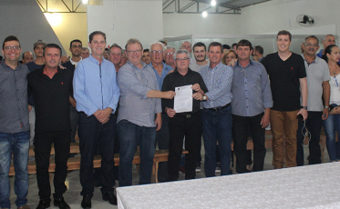 Ordem de serviço é assinada para obra de pavimentação da rodovia Ângelo Moro