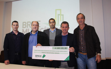 Nova Veneza assina contrato de R$ 4,1 milhões com o BRDE para pavimentar 39 ruas