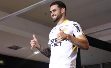 Felipe Vizeu treina, mas estreia apenas na segunda rodada 