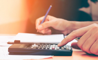 Equilibrar as finanças pessoais pode se tornar um desafio