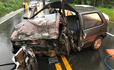 Colisão frontal leva homem a óbito em Urussanga