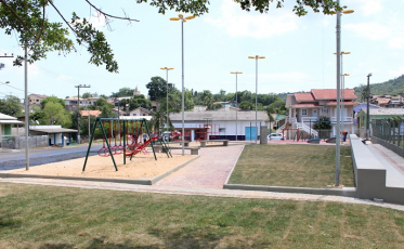 Inaugurada revitalização da Praça Ida Biz Biff