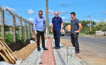 Obras avançam na rua Conselheiro Pedro Bortolotto