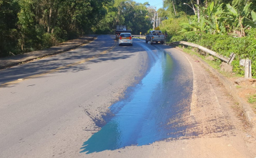 Óleo na pista no acesso ao Caravaggio