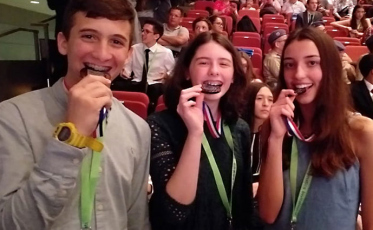 Criciumenses conquistam bronze em Olímpiada de Matemática no Japão