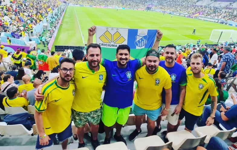 'Os guri na Copa': Grupo catarinense leva Criciúma e Caravaggio para a Copa do Mundo