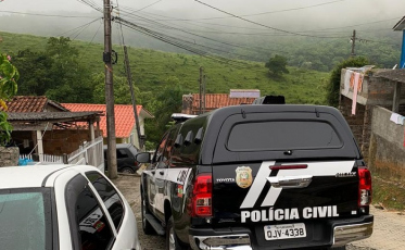 Homem ameaça ex-mulher, descumpre medida protetiva e acaba preso