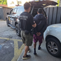 Investigação leva à prisão de suspeito de matar mulher estrangulada com fio de carregador em SC