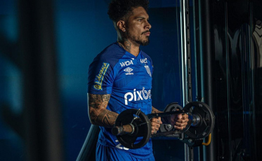 Guerrero é o novo atacante do Avaí