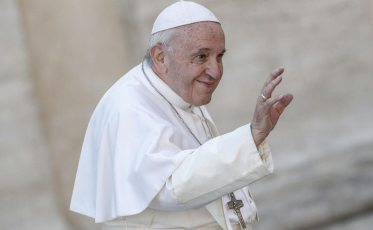 Resfriado, papa Francisco testa negativo para coronavírus