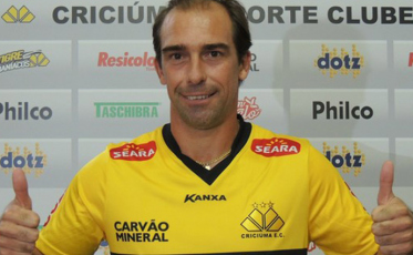 Paulo Baier relembra a conquista da Série B pelo Tigre e os três gols na final