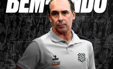 Figueirense anuncia Paulo Baier como novo técnico
