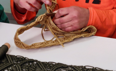 Afasc inicia aula de artesanato na Penitenciária Feminina de Criciúma