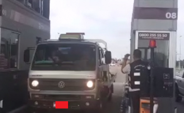 Praça de pedágio da região é aberta por desrespeitar tempo de espera (VÍDEO)