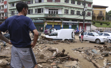 Com 136 mortes, Petrópolis divulga alerta sobre fake news