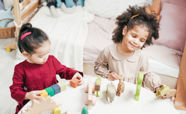 Papai Noel dos Correios proporciona alegria e encanto às crianças