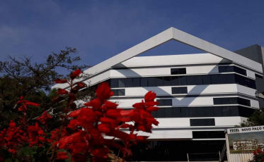 Içara começa chamar classificados do concurso público