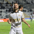 Hermes decide com dois gols e Tigre dorme na liderança da Série B