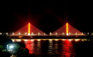Ponte de Laguna sem iluminação nesta quinta-feira