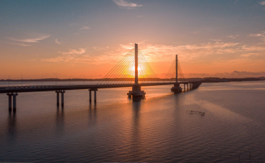 Ponte Anita Garibaldi completa um mês com restrições no tráfego da BR-101