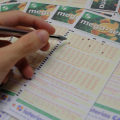 Dois catarinenses foram premiados em sorteio da Mega-Sena de R$ 37,5 milhões