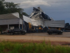 Temporal derruba dois pavilhões em Içara