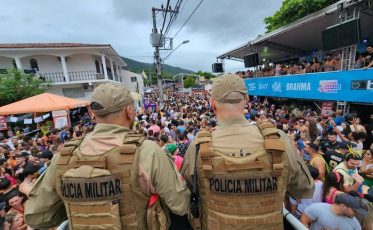 Com efetivo extra, PM intensifica policiamento nesta terça de carnaval