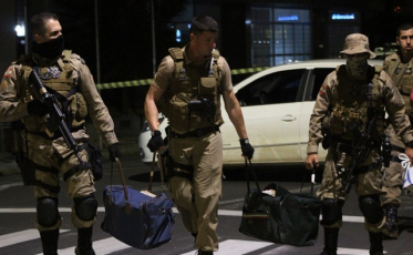 PM realiza simulação de assalto a banco em Siderópolis (VÍDEO)