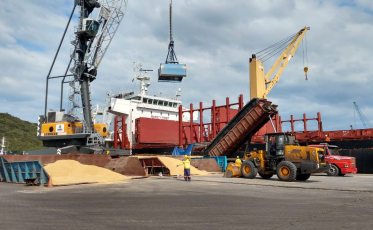 Movimentação de cargas no Porto de Imbituba cresce 12,7% em agosto