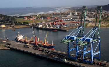 A busca por ampliar e facilitar exportações no Porto de Imbituba 