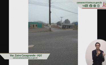 Um poste no meio do caminho no Metropol