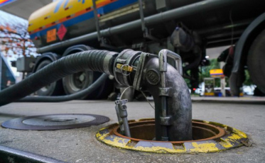 Governo do Estado fará estudo para viabilizar redução dos preços dos combustíveis