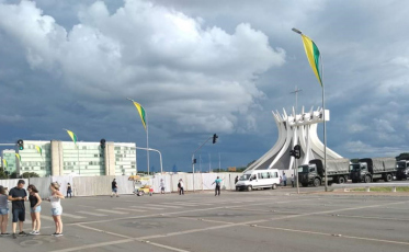 Hotéis e bares lotados em Brasília