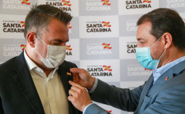 Criciumense Luiz Fernando Vampiro assume Secretaria Estadual de Educação