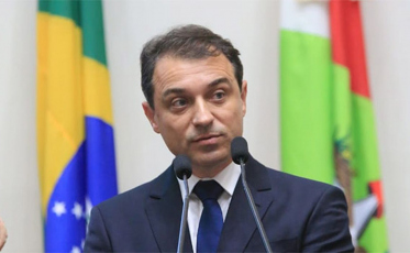 PSL de SC busca suspender deputados bolsonaristas 