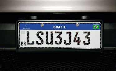 O que muda com a nova placa mercosul? 