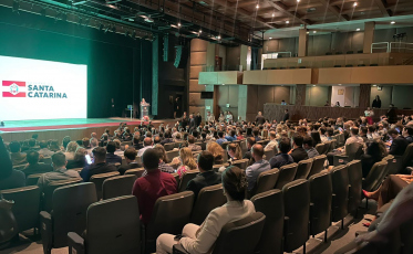 SC anuncia R$ 4,5 bilhões em investimentos no sistema elétrico (VÍDEO)