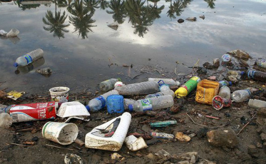 Plástico corresponde a 48,5% dos itens encontrados no mar do Brasil