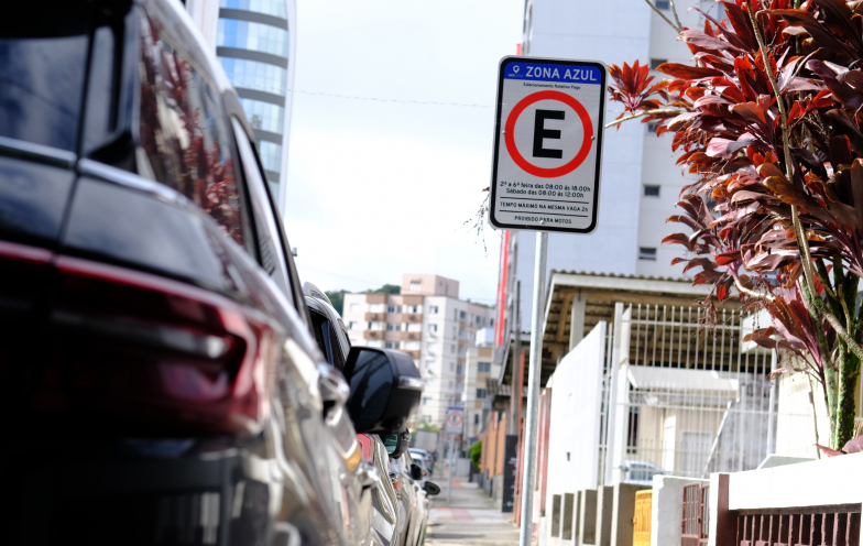 Quase metade das ruas com rotativo dá prejuízo e pode exigir subsídio em Criciúma