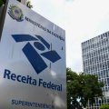 Receita Federal paga nesta segunda-feira R$ 1,24 bilhão no último lote de restituição do IR