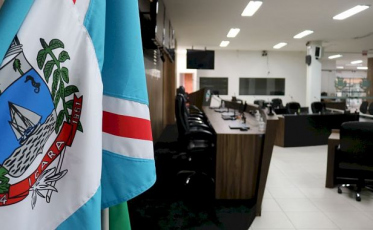 Câmaras de Içara e Urussanga aprovam contas de 2022 dos prefeitos