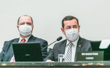 Upiara Boschi: Audiência pública da Reforma da Previdência e afirmação de Moisés em não disputar a reeleição 