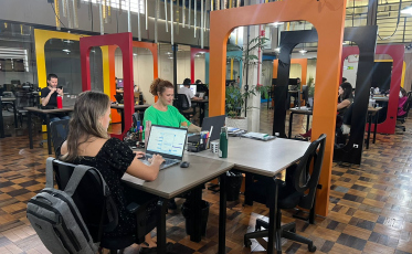 Entenda como funciona o coworking: ambiente de compartilhamento de espaço e ideias