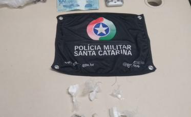 Três usuários de droga são presos em apartamento no bairro Santa Augusta