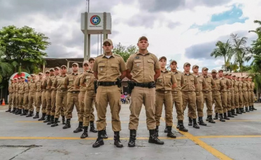 O homem por trás da farda (ÁUDIO)