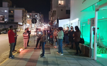 Servidores públicos protestam nas casas de vereadores