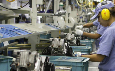 Produção industrial tem leve recuperação em janeiro