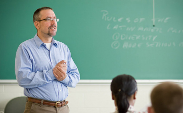 Prefeitura de Criciúma vai contratar professores e orientadores temporários